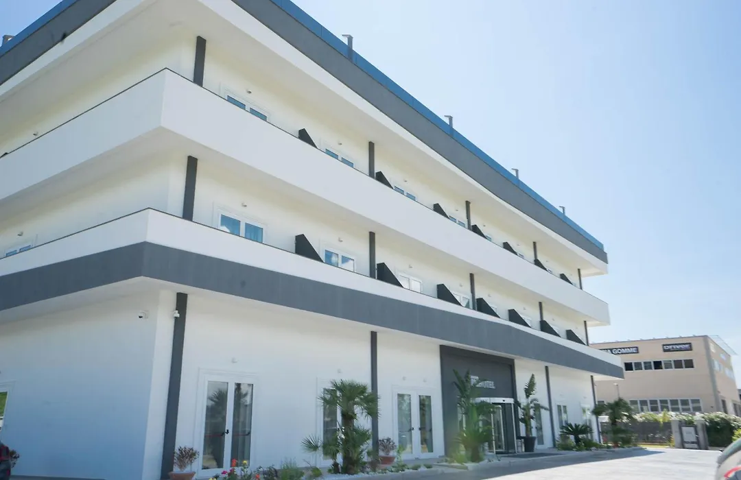 Pm Hotel-1
